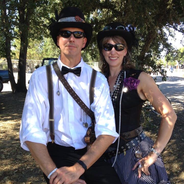 Steampunk duo